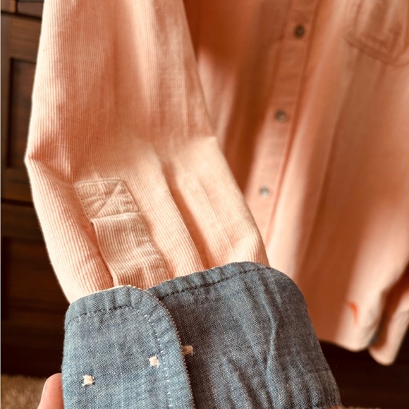 Tommy Bahama Coral Pink Casual Button Down Shirt - Picture 4 of 7
